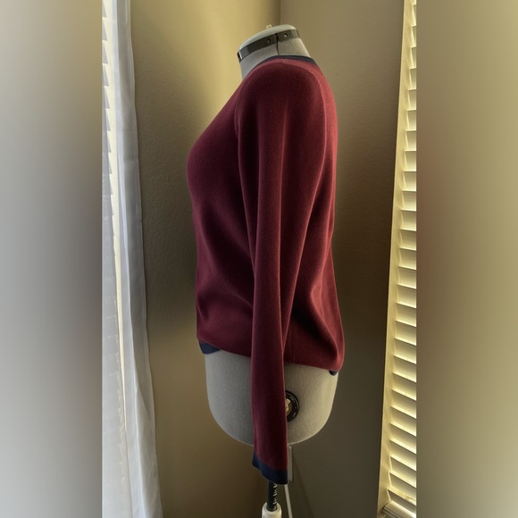 ANN TAYLOR, gold zipper front, cardigan. - Picture 5 of 12